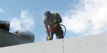 Coil Cleaning for Roof Top Units and Air Cooled Condenser Coils.